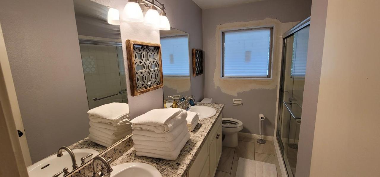 The Harby Street House - Close To U Of H, Stadiums, Downtown, Med Center Houston Kültér fotó